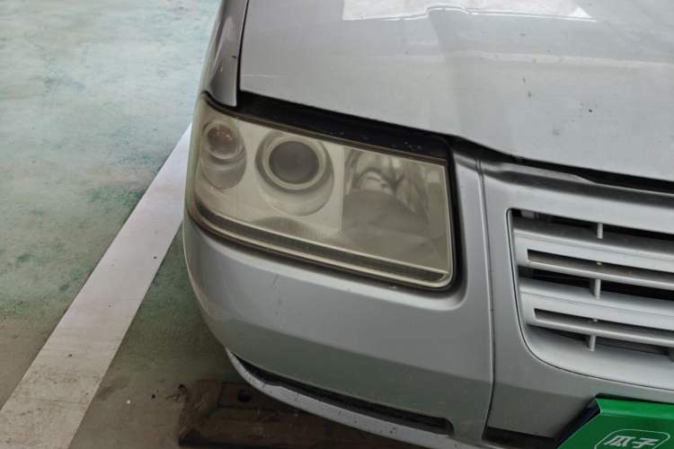 Used Volkswagen Santana Vista 2008 1.8L Manual Sishang Model Right Front Headlight