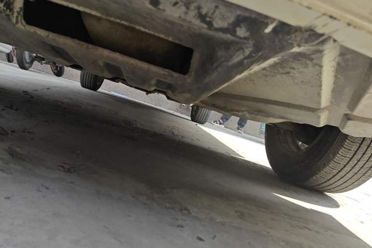 Used Volkswagen Santana Vista 2008 1.8L Manual Sishang Model Chassis Front