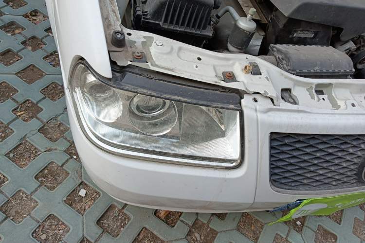 Used Volkswagen Santana Vista 2008 1.8L Manual Sishang Model Right Front Headlight