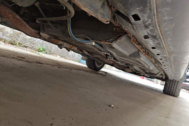 Used Volkswagen Santana Vista 2010 1.6L Manual Comfort Version Chassis Rear Right