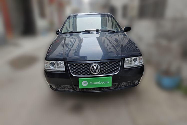 Used Volkswagen Santana Vista 2010 1.6L Manual Comfort Version Front