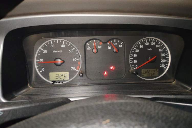 Used Volkswagen Santana Vista 2010 1.6L Manual Comfort Version Instrument Cluster