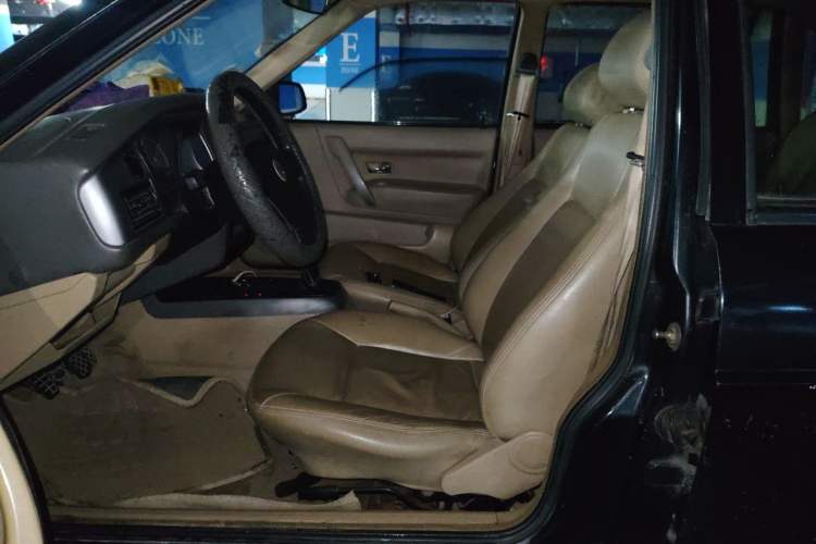 Used Volkswagen Santana Vista 2010 1.6L Manual Comfort Version Left Front Seat