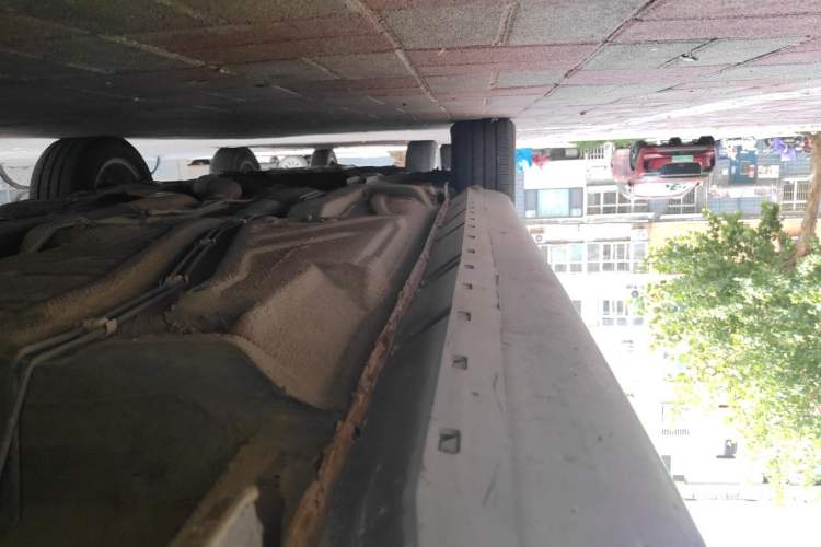 Used Volkswagen Santana Vista  Chassis Rear Left