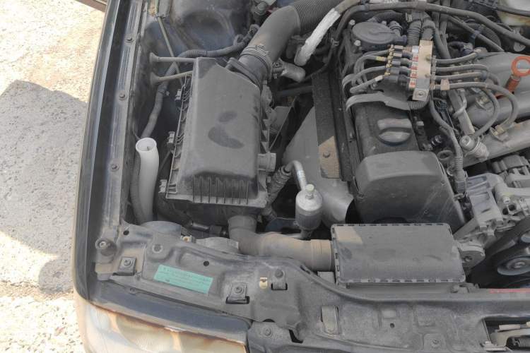 Used Volkswagen Santana Vista  Engine Bay Right