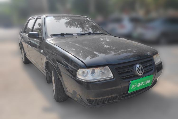 Used Volkswagen Santana Vista  Front Right 45 Deg