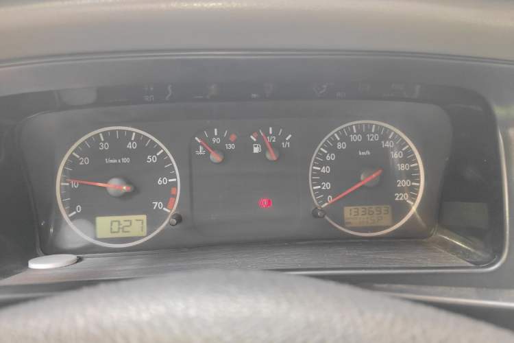 Used Volkswagen Santana Vista  Instrument Cluster