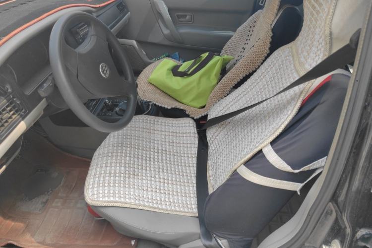 Used Volkswagen Santana Vista  Left Front Seat