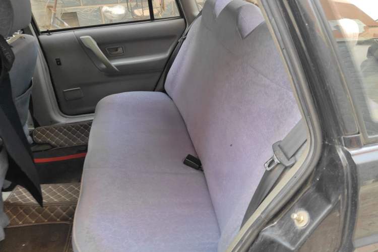 Used Volkswagen Santana Vista  Left Rear Seat