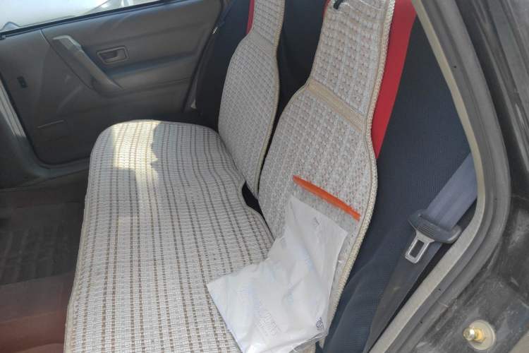 Used Volkswagen Santana Vista  Left Rear Seat