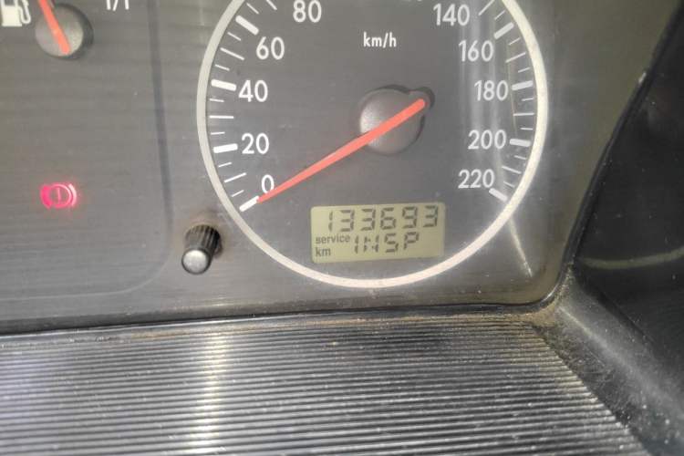 Used Volkswagen Santana Vista  Odometer Close Up