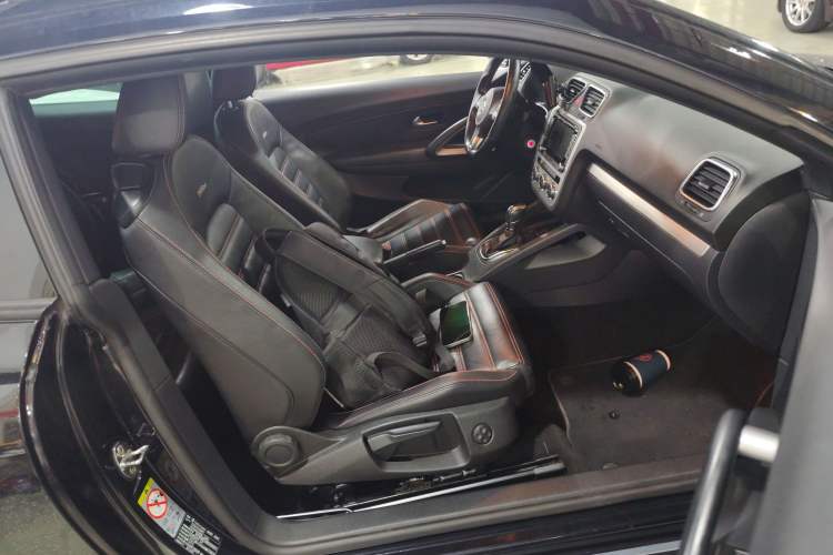 Used Volkswagen Scirocco 2013 2.0 TSI Million-Mile Edition Right Front Seat