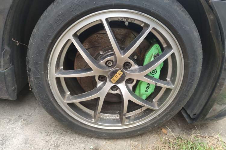 Used Volkswagen Scirocco 2009 1.4 TSI Luxury Edition Right Front Wheel Hub