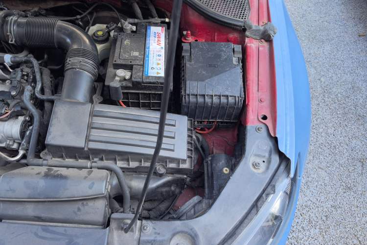 Used Volkswagen Scirocco 2009 1.4 TSI Luxury Edition Engine Bay Left