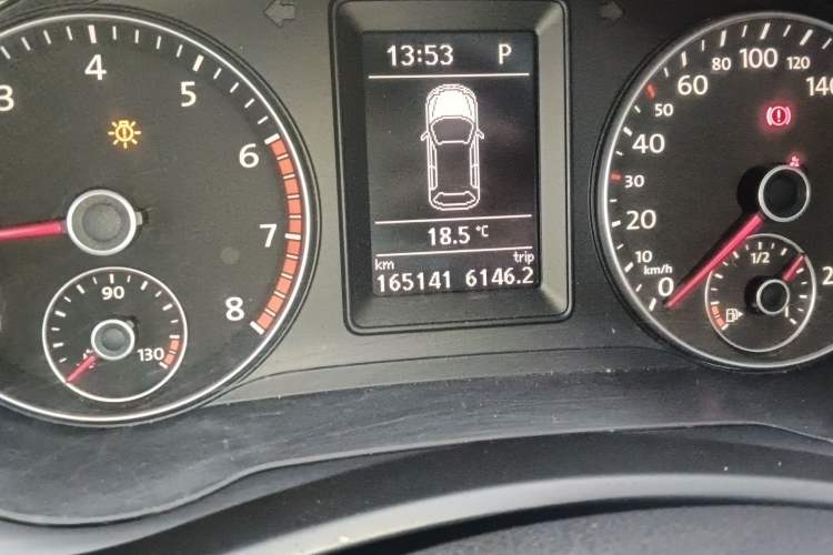 Used Volkswagen Scirocco 2009 1.4 TSI Luxury Edition Odometer Close Up