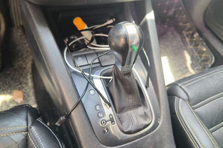 Used Volkswagen Scirocco 2009 1.4 TSI Trend Edition Gear Lever
