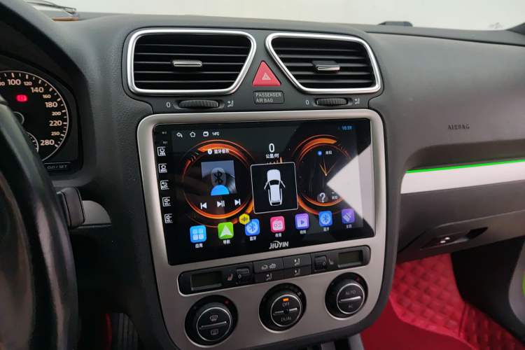 Used Volkswagen Scirocco 2009 1.4 TSI Luxury Edition Audio And AC Panel