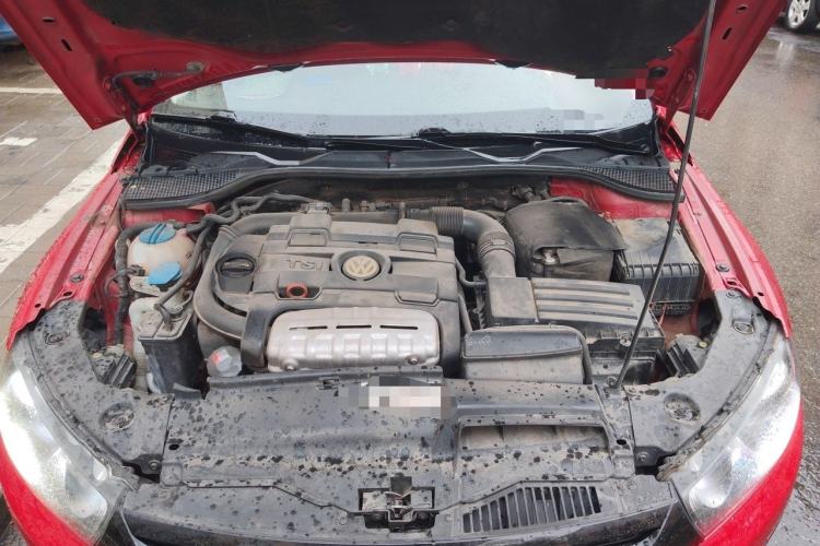 Used Volkswagen Scirocco 2009 1.4 TSI Trend Edition Engine Bay