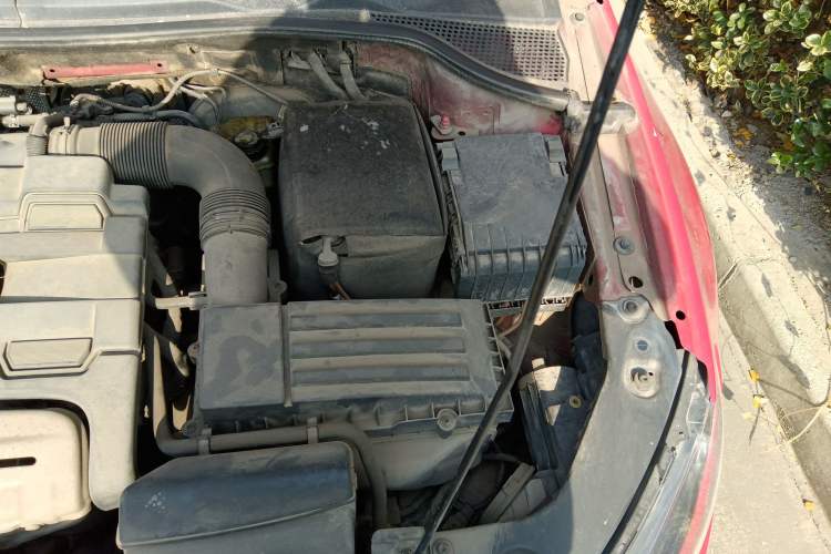 Used Volkswagen Scirocco 2009 1.4 TSI Trend Edition Engine Bay Left