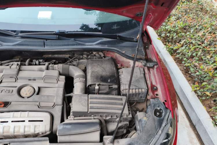 Used Volkswagen Scirocco 2009 1.4 TSI Luxury Edition Engine Bay Left