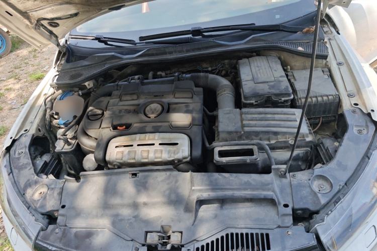 Used Volkswagen Scirocco 2009 1.4 TSI Trend Edition Engine Bay