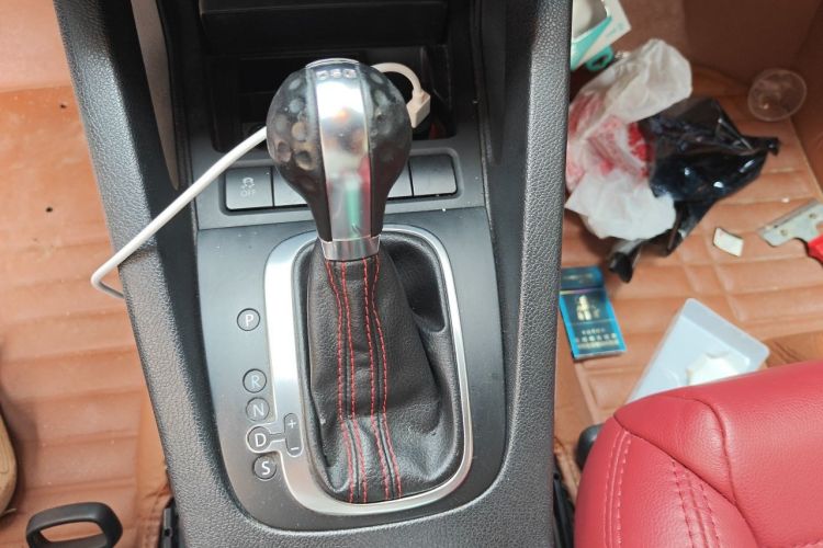Used Volkswagen Scirocco 2009 1.4 TSI Trend Edition Gear Lever