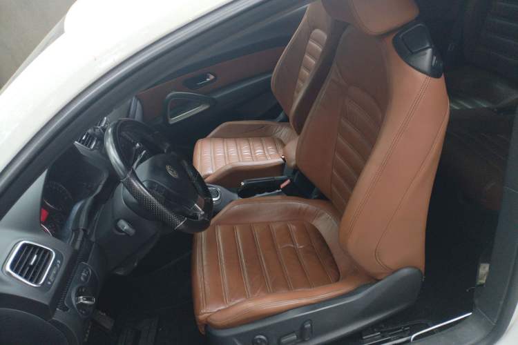 Used Volkswagen Scirocco 2009 1.4 TSI Trend Edition Left Front Seat