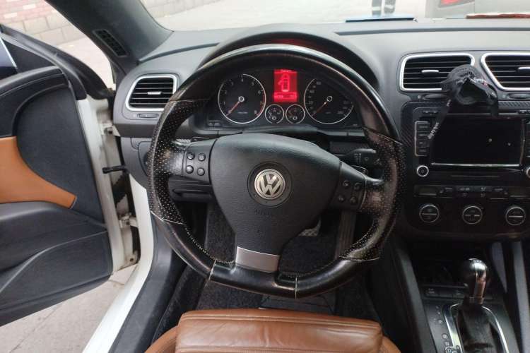 Used Volkswagen Scirocco 2009 1.4 TSI Trend Edition Steering Wheel