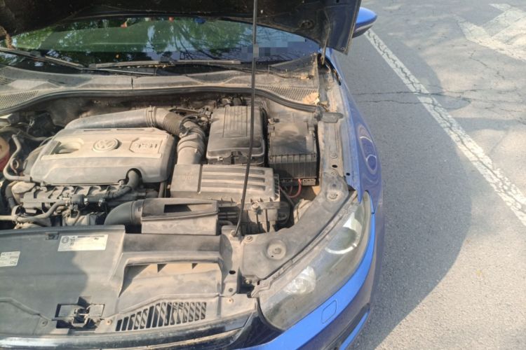 Used Volkswagen Scirocco 2010 2.0 TSI Luxury Edition Engine Bay Left