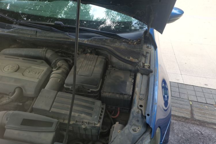 Used Volkswagen Scirocco 2010 2.0 TSI Luxury Edition Engine Bay Left