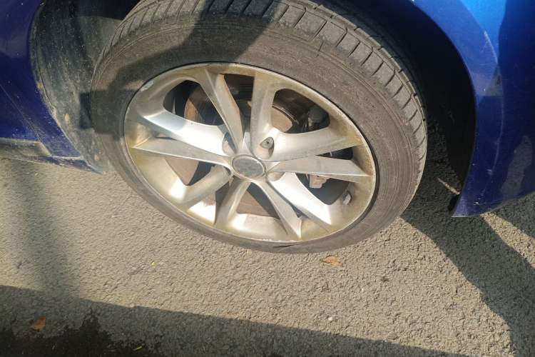 Used Volkswagen Scirocco 2010 2.0 TSI Luxury Edition Right Front Wheel Hub