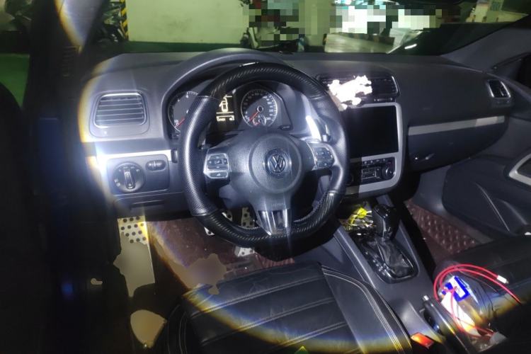Used Volkswagen Scirocco 2010 2.0 TSI Luxury Edition Center Console