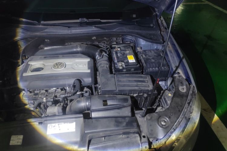 Used Volkswagen Scirocco 2010 2.0 TSI Luxury Edition Engine Bay Left
