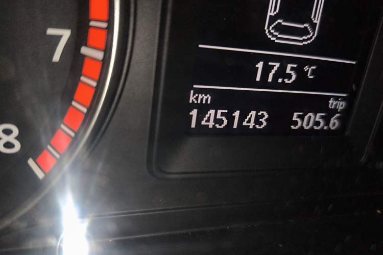 Used Volkswagen Scirocco 2010 2.0 TSI Luxury Edition Odometer Close Up