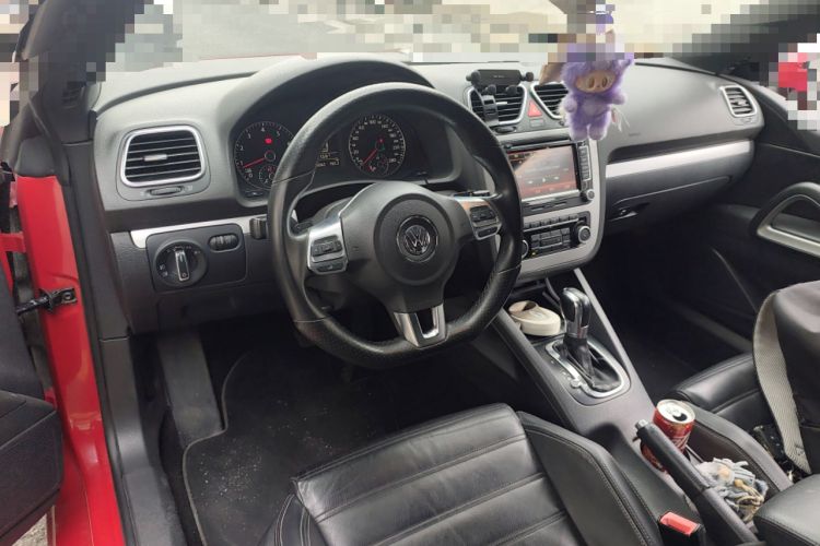 Used Volkswagen Scirocco 2010 2.0 TSI Luxury Edition Center Console