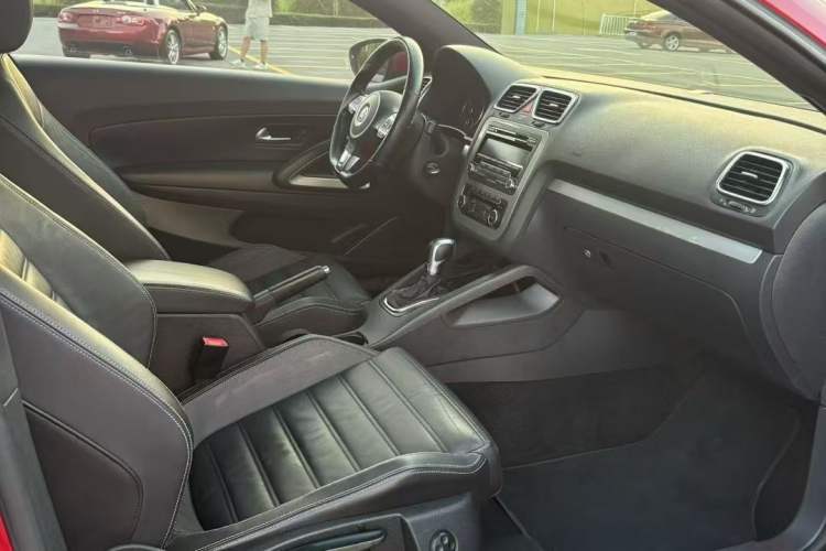Used Volkswagen Scirocco 2010 2.0 TSI Sport Edition Interior 4