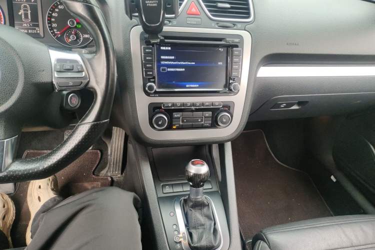 Used Volkswagen Scirocco 2010 2.0 TSI Luxury Edition Audio And AC Panel