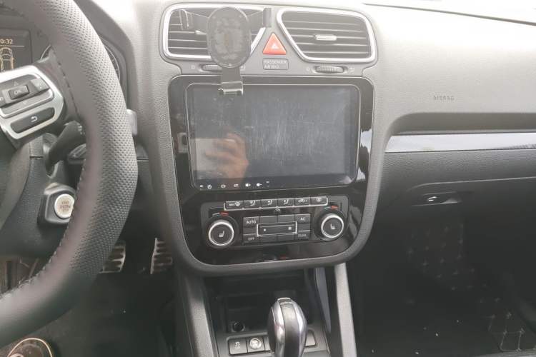 Used Volkswagen Scirocco 2010 2.0 TSI Sport Edition Audio And AC Panel