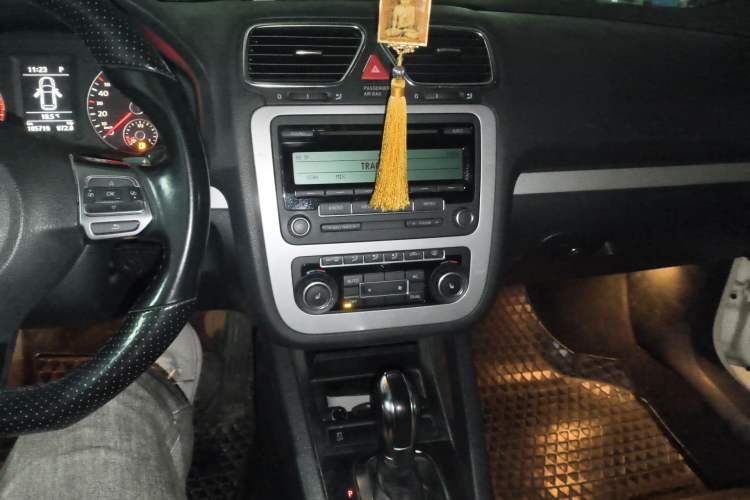 Used Volkswagen Scirocco 2010 2.0 TSI Sport Edition Audio And AC Panel