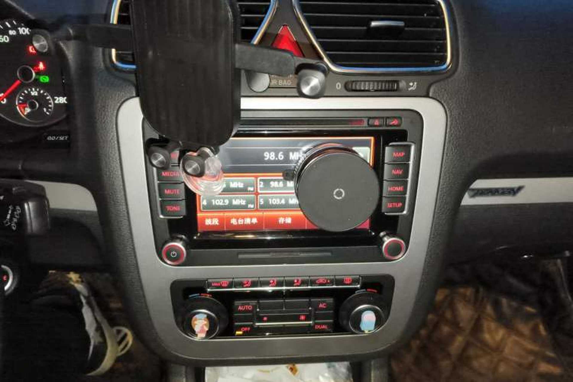 Used Volkswagen Scirocco 2010 2.0 TSI Luxury Edition Audio And AC Panel