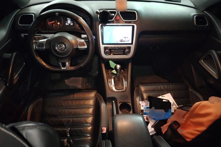Used Volkswagen Scirocco 2010 2.0 TSI Sport Edition Center Console
