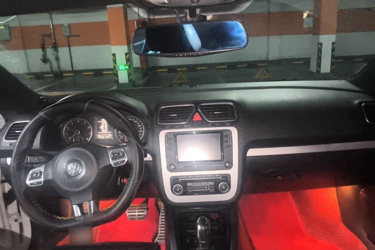 Used Volkswagen Scirocco 2010 2.0 TSI Luxury Edition Center Console