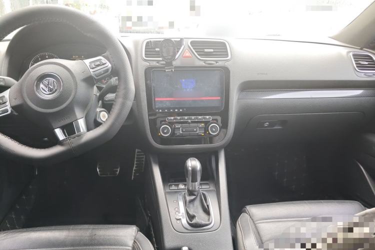 Used Volkswagen Scirocco 2010 2.0 TSI Sport Edition Center Console