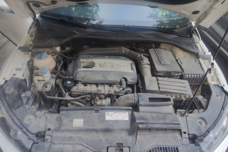 Used Volkswagen Scirocco 2010 2.0 TSI Luxury Edition Engine Bay