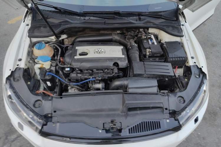 Used Volkswagen Scirocco 2010 2.0 TSI Luxury Edition Engine Bay