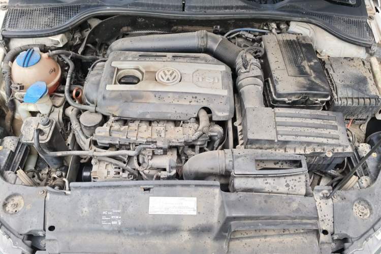Used Volkswagen Scirocco 2010 2.0 TSI Sport Edition Engine Bay