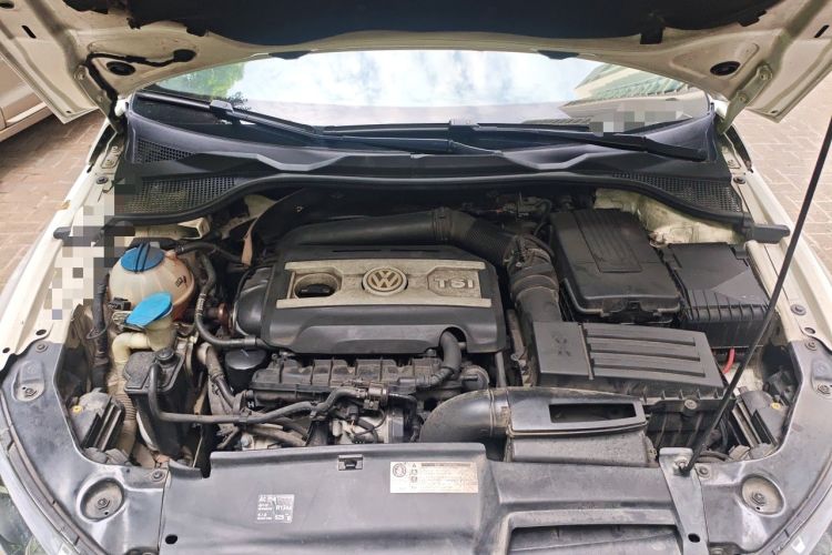 Used Volkswagen Scirocco 2010 2.0 TSI Luxury Edition Engine Bay