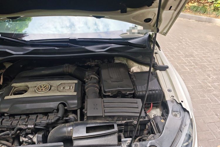 Used Volkswagen Scirocco 2010 2.0 TSI Luxury Edition Engine Bay Left