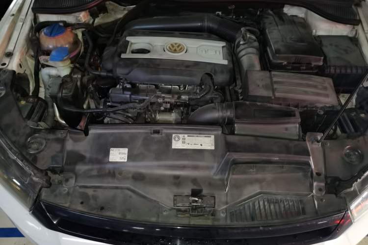 Used Volkswagen Scirocco 2010 2.0 TSI Sport Edition Engine Bay
