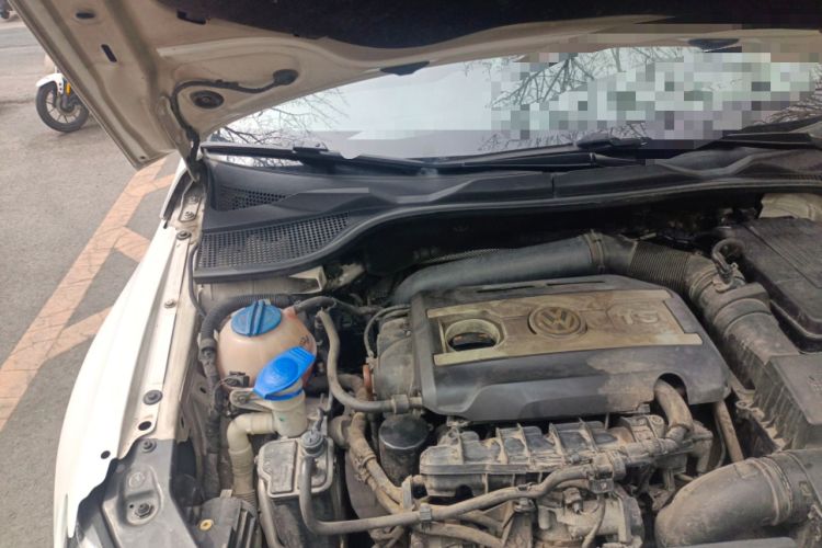 Used Volkswagen Scirocco 2010 2.0 TSI Sport Edition Engine Bay Right